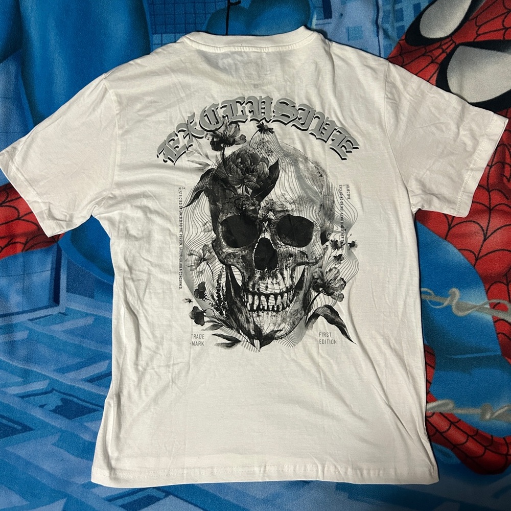 NWT | HALLOWEEN☠️ | TACO TUESDAY Gothic Skull Graphic Tee Shirt